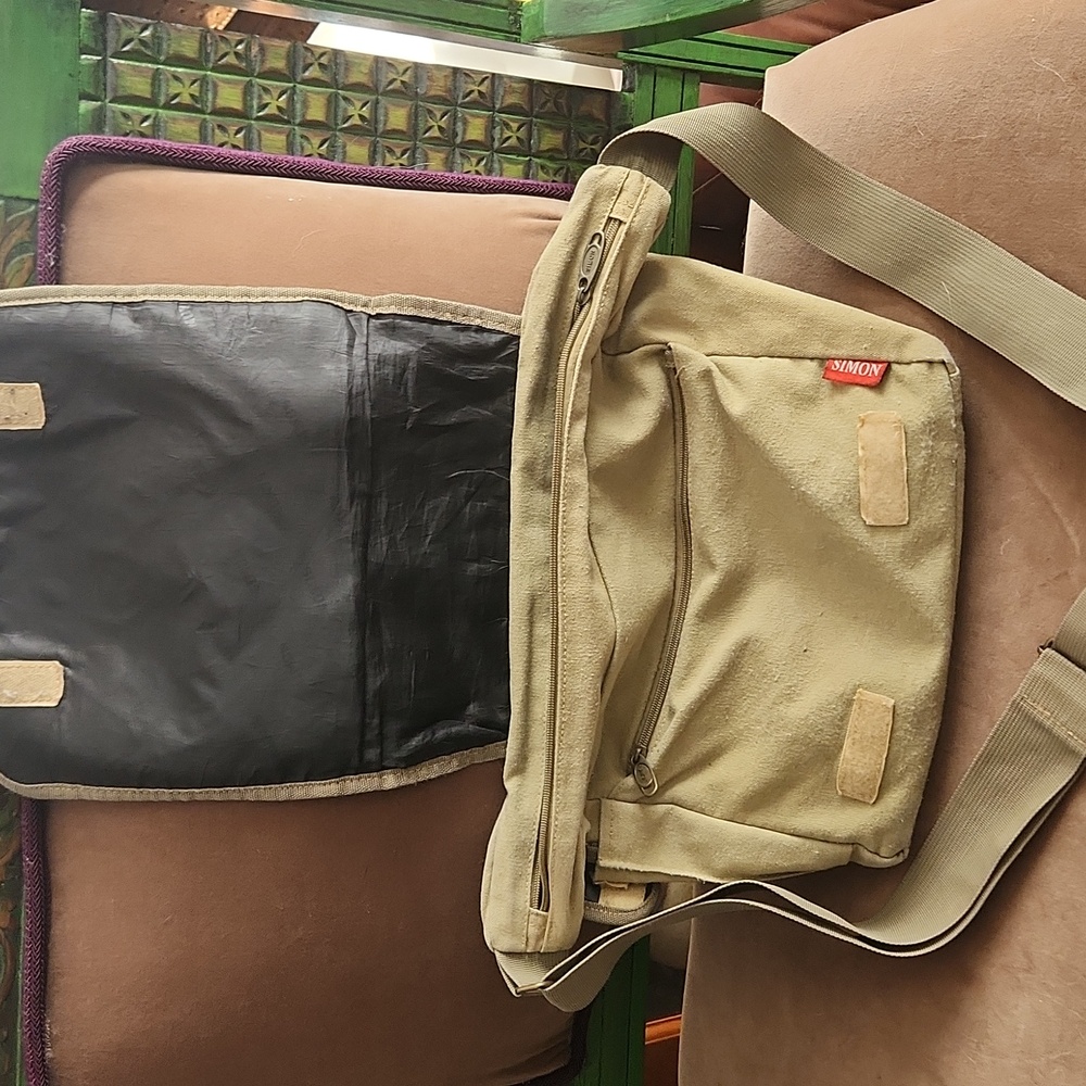Simon Beige Canvas Messenger Bag - Picture 3 of 6